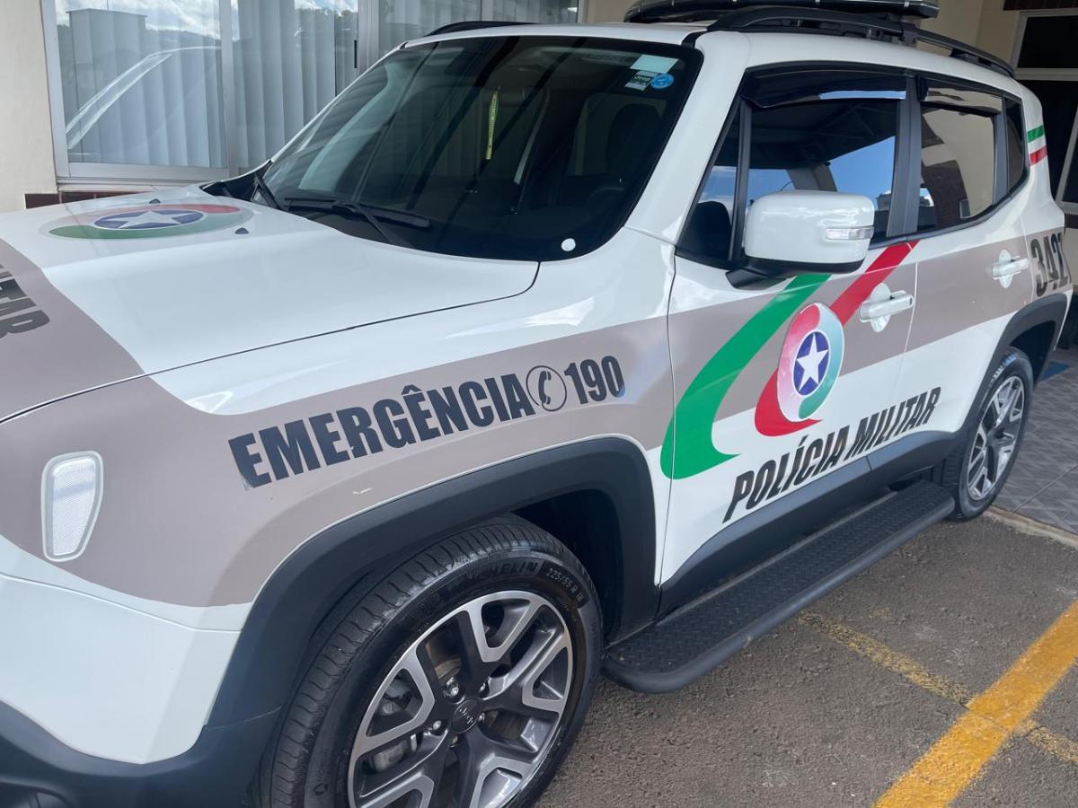 PM atende ocorrência de injúria e lesão corporal, em Joaçaba