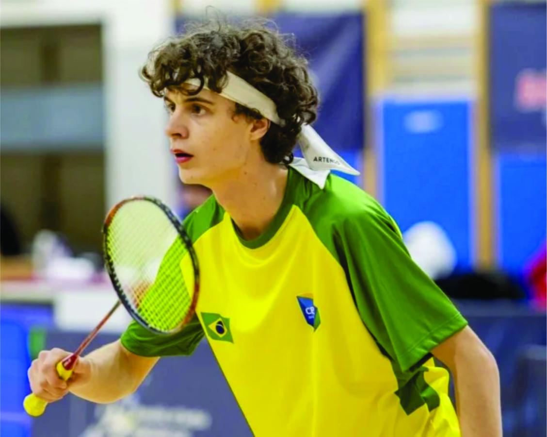 Lucas Andres, de Joaçaba, coloca o Brasil entre os 8 melhores do mundo no badminton