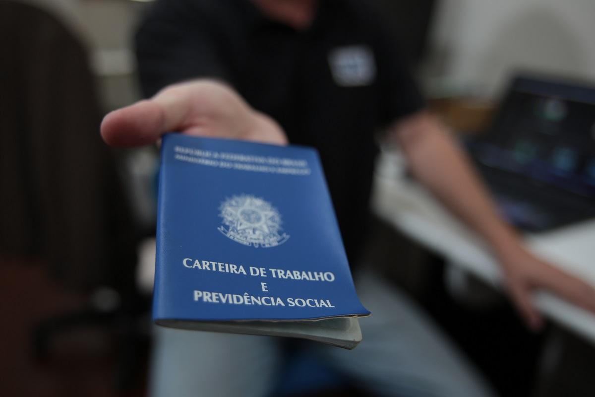Sine oferece mais de 7,9 mil vagas de emprego em Santa Catarina