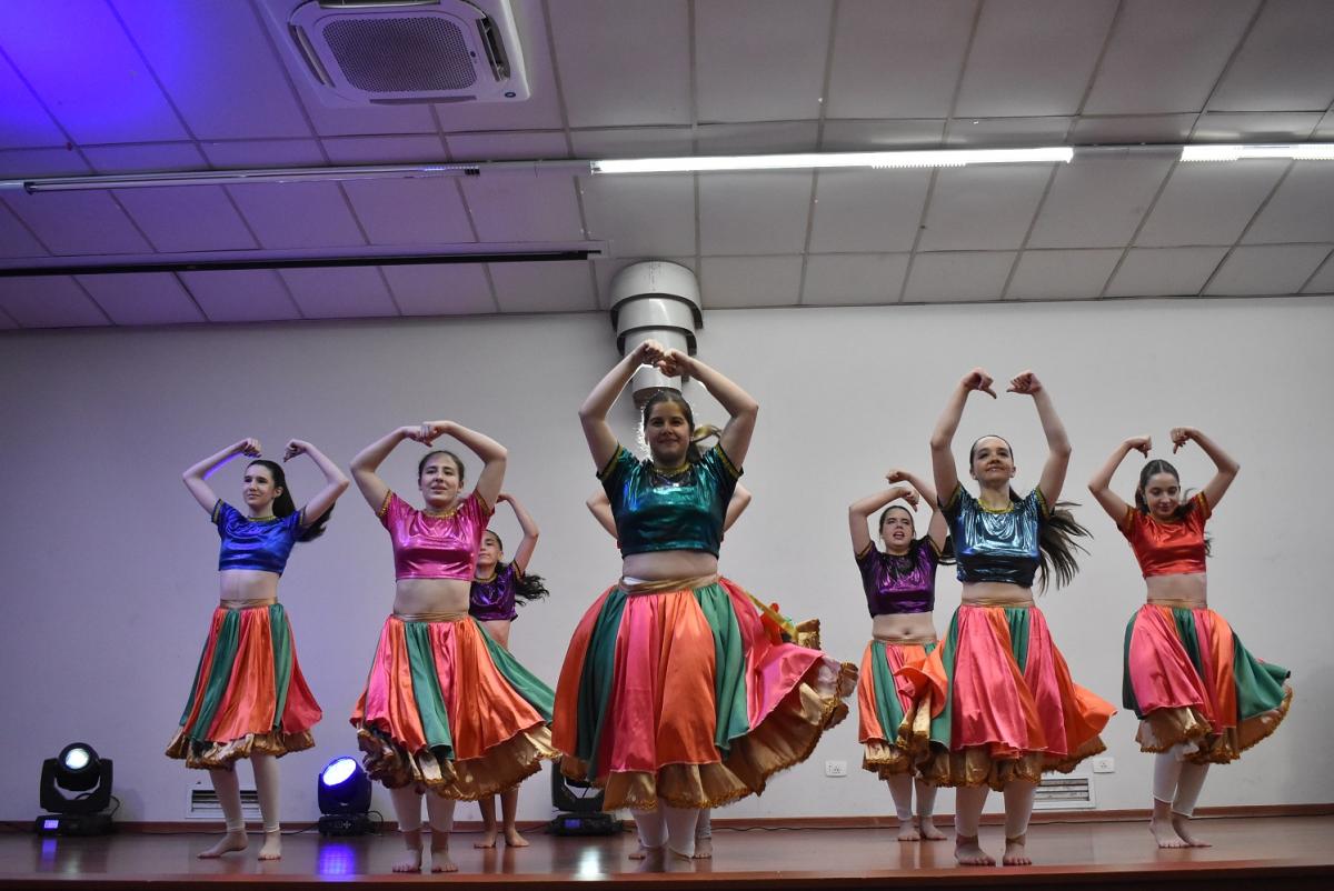 Show de Natal realizado pelo Colégio Unoesc Joaçaba