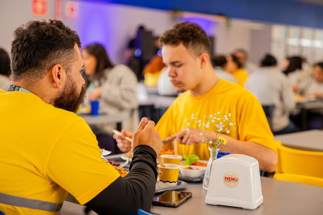 Especialista dá dicas de como ter uma alimentação saudável na volta à rotina