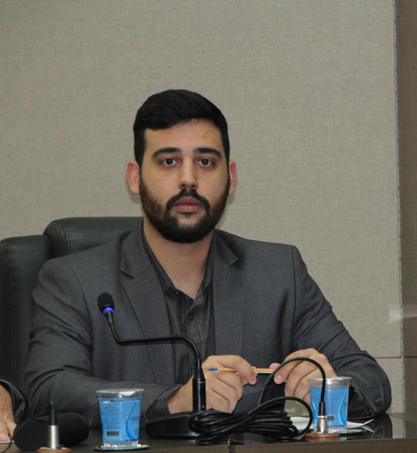 Jean Calza propõe melhoria nos Kits Médicos e renovação da frota do Transporte Fora de Domicílio (TFD)
