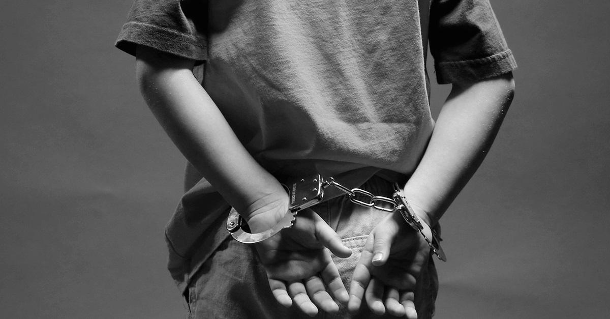 Avô abusa de neta de 6 anos e filha/mãe em estado de choque