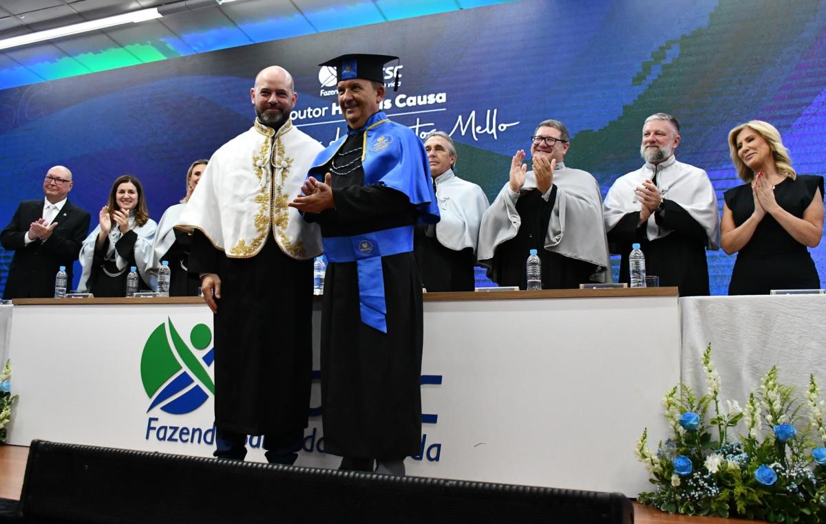 Unoesc outorga título de Doutor Honoris Causa ao governador Jorginho Mello