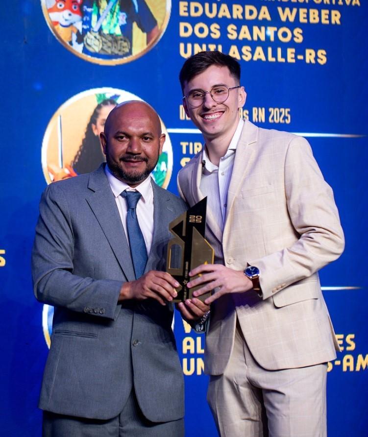 Atleta da Unoesc é homenageado com o prêmio Melhores do Ano