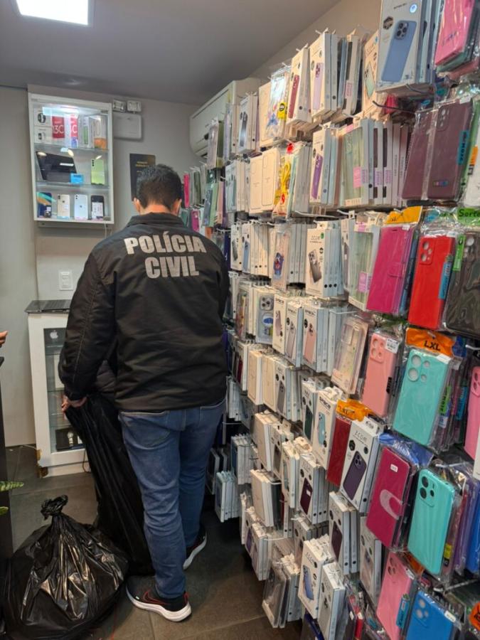 Polícia Civil integra força-tarefa e apreende mais de R$ 100 mil em produtos falsificados
