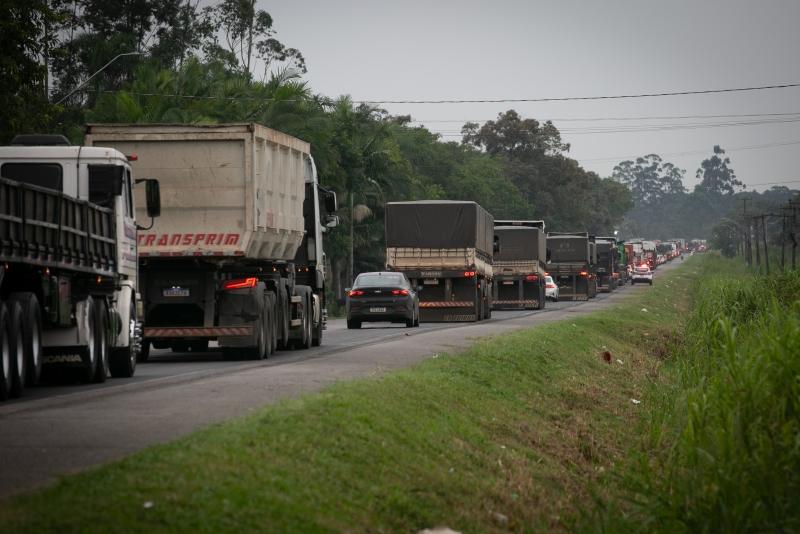 Deputados culpam Lula pelas tragédias nas BRs durante feriadão