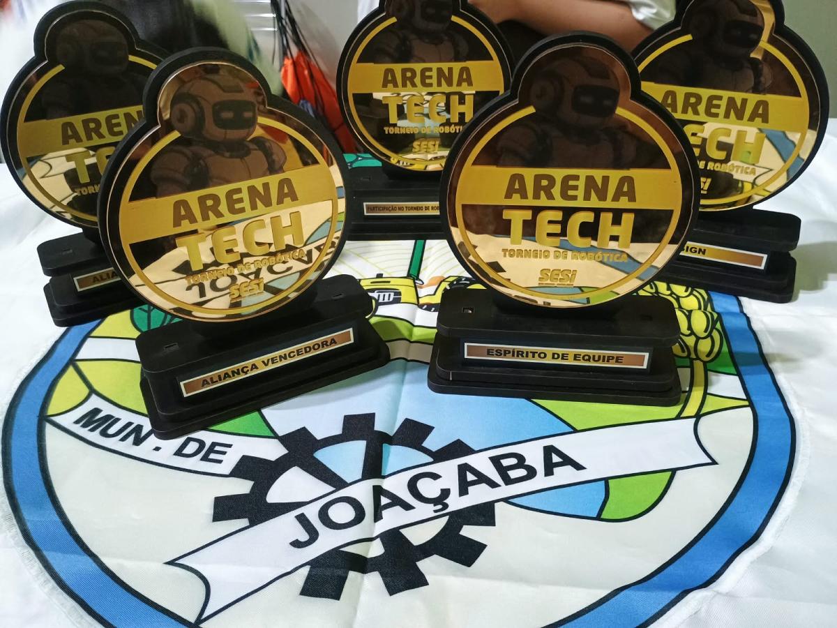 Joaçaba conquista 4 troféus em torneio de robótica SESI Arena Tech