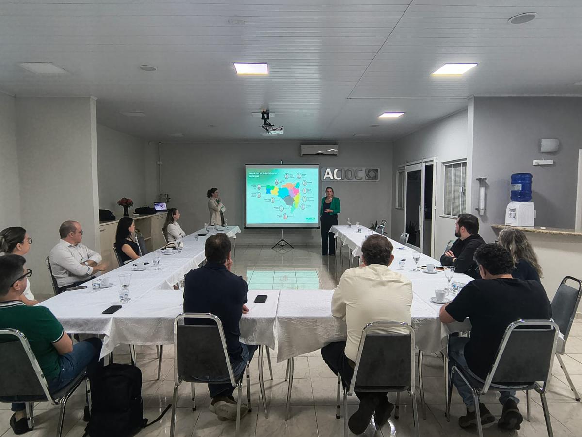 Facisc promove alinhamento estratégico com a diretoria da ACIOC