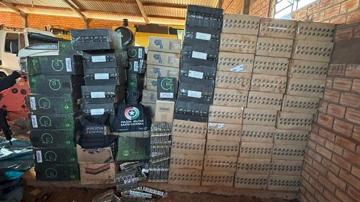 Galpão de contrabando recebe "visita" da Polícia Federal e Militar