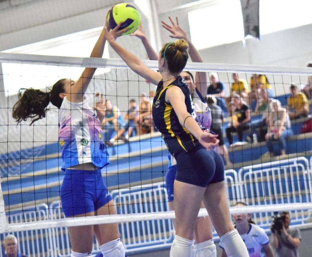 Atleta revelada pela AJOV/Joaçaba vai jogar nos Estados Unidos