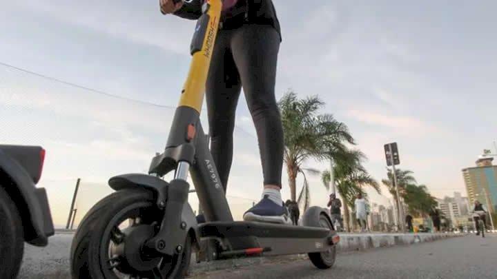 Nova regra exigirá CNH, placa e capacete para todos os ciclomotores em 2026