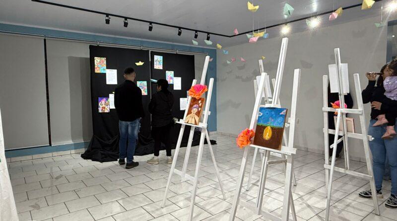 Casa da Cultura está com exposição “Quando Sentir Transborda”
