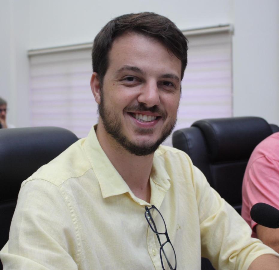 Vereador Sarto cobra colocação de mais contêineres no Bairro Anzolin