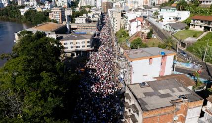 Romaria de Frei Bruno reúne fiéis em Joaçaba