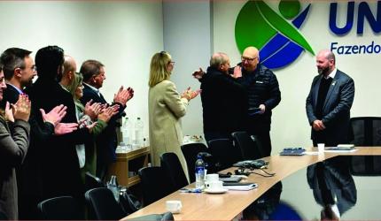 Professor Aristides Cimadon homenageado com o título de Doutor Honoris Causa