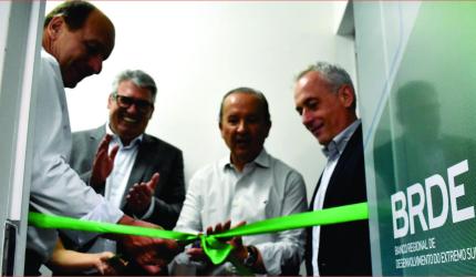 Jorginho Mello inaugura Escritório Regional do BRDE em Joaçaba
