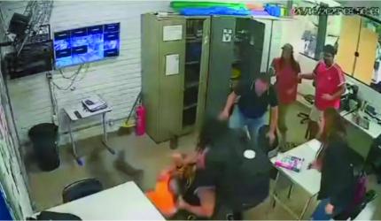 Um professor foi brutalmente agredido dentro de uma escola pública do Distrito Federal.