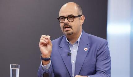 “O INIMIGO É O PT”