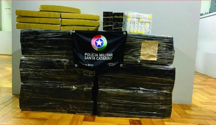 Drogas e contrabando apreendidos em Palma Sola