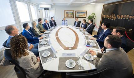 Novos deputados são recepcionados na Alesc