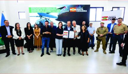 Jorginho Mello inaugura revitalização do Aeroporto de Correia Pinto e celebra retomada de voos da GOL para Congonhas