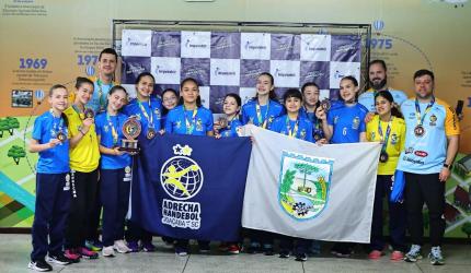 Adrecha de Joaçaba é bronze na Copa Sul de Handebol