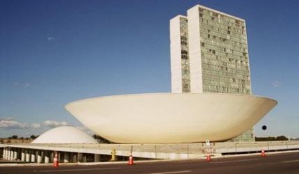 FCDL/SC considera inoportuna medida para aumentar deputados federais