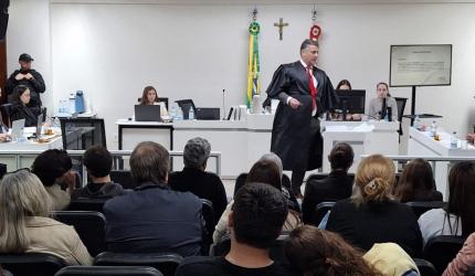 Réu que acelerou pulverizador contra policial em Fraiburgo é condenado por tentativa de homicídio
