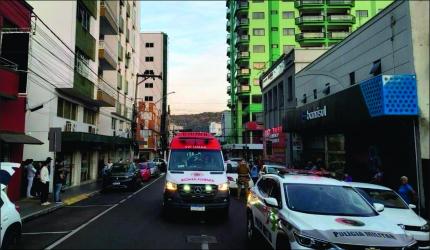 PM prende mulher suspeita de atropelar a sogra após saída da delegacia em Joaçaba