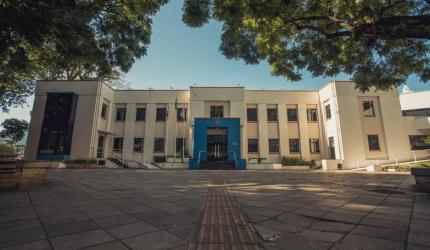 Primeira parcela do 13º salário na conta dos servidores nesta sexta-feira (19)