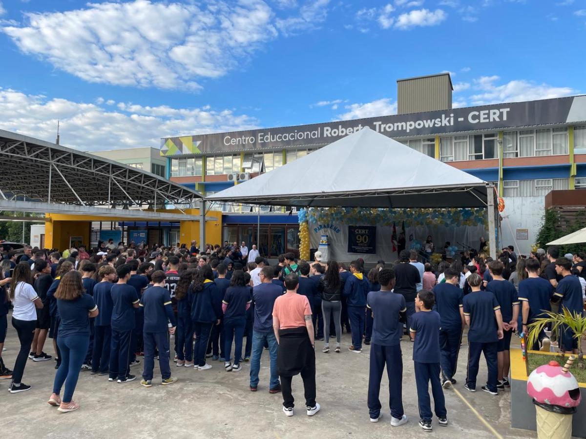 CERT celebra 90 anos com evento comemorativo na Praça da Catedral